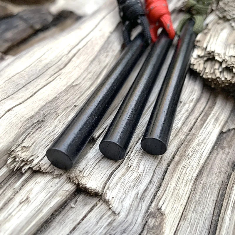 Bear Grylls Fire Starter Outdo - огляд і ціна Ferro Rod Striker